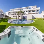 Cosy Casa Nalia - With Terrace, Pools & Jacuzzi Apartamento