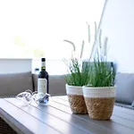 Cosy Casa Nalia - With Terrace, Pools & Jacuzzi *