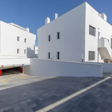 Cosy Casa Nalia - With Terrace, Pools & Jacuzzi